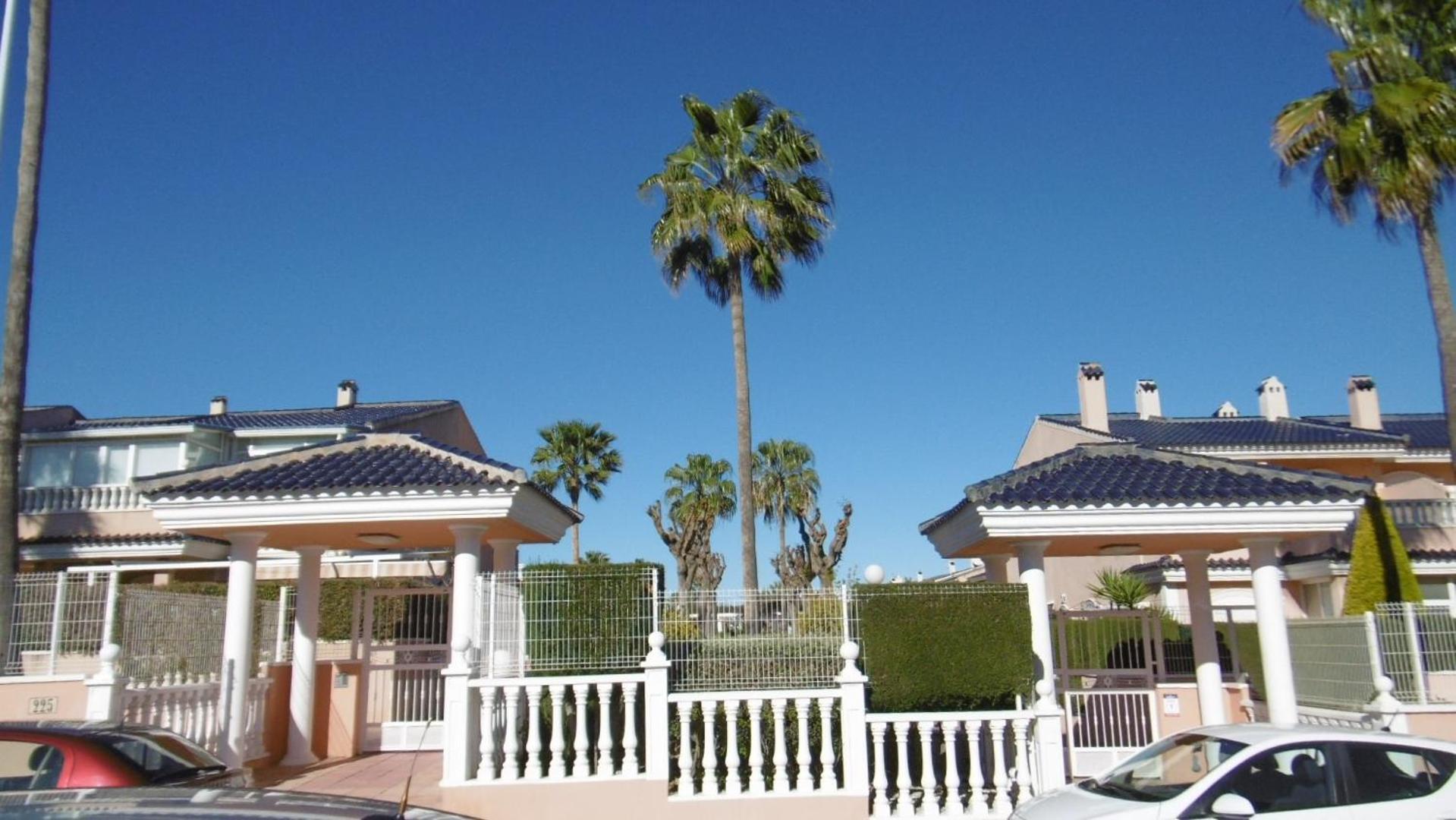 Gran Alicante Bungalow In Beach Resort Puerto Marino Luaran gambar
